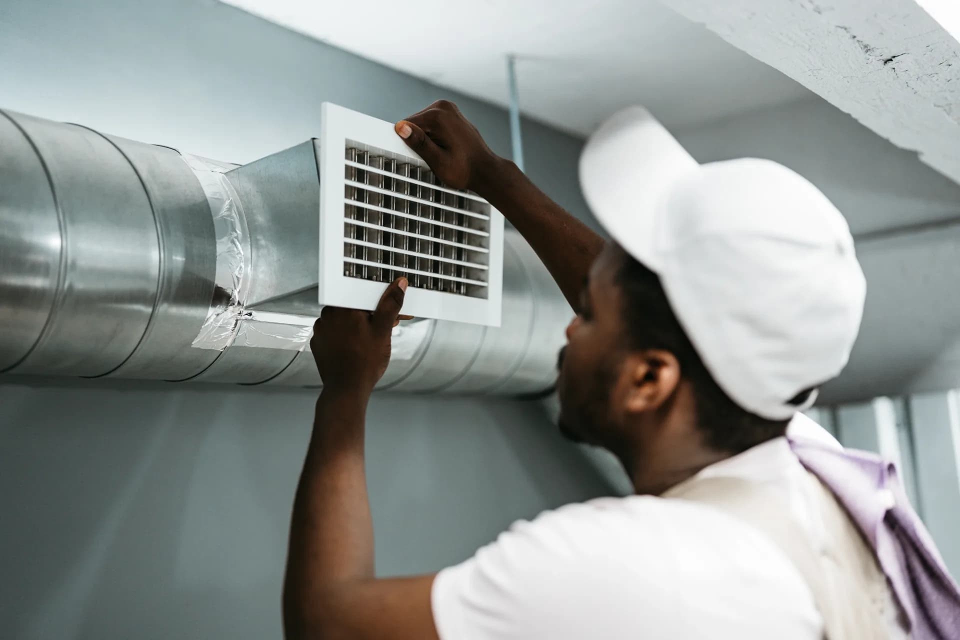 Breathe Cleaner Air with air duct cleaning downtown austin tx Experts